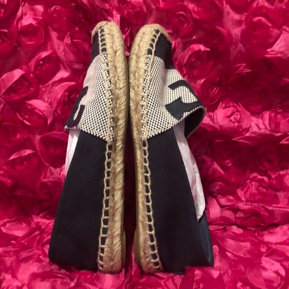 Authentic Tory Burch espadrilles - Picture 3 of 8